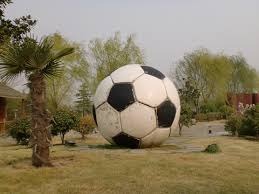 姆巴佩看台起立，为加西亚世界波鼓掌